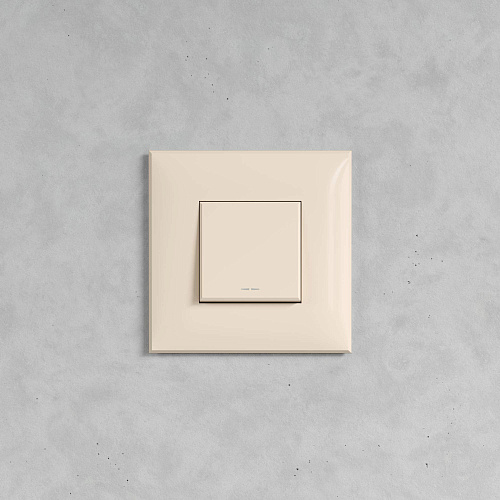 Кнопка одноклавишная в стену, Avanti, ванильная дымка