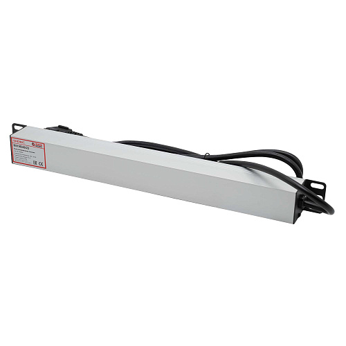 Блок распределения питания (PDU) 19" 16A с индикацией, Вых:8 Schuko, Вх:Schuko